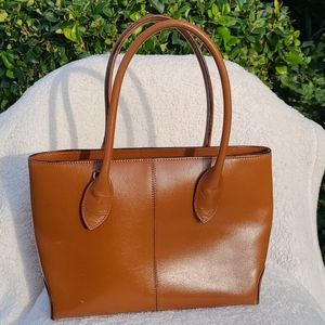 SISO Italian Vintge Over Shoulder bag/purse tan